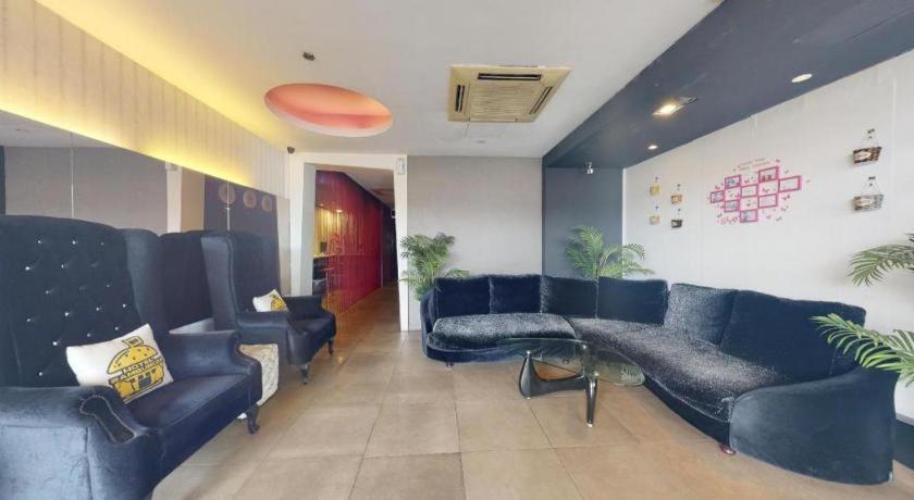 Hotel Zamburger Bliss Johor Bahru Zewnętrze zdjęcie